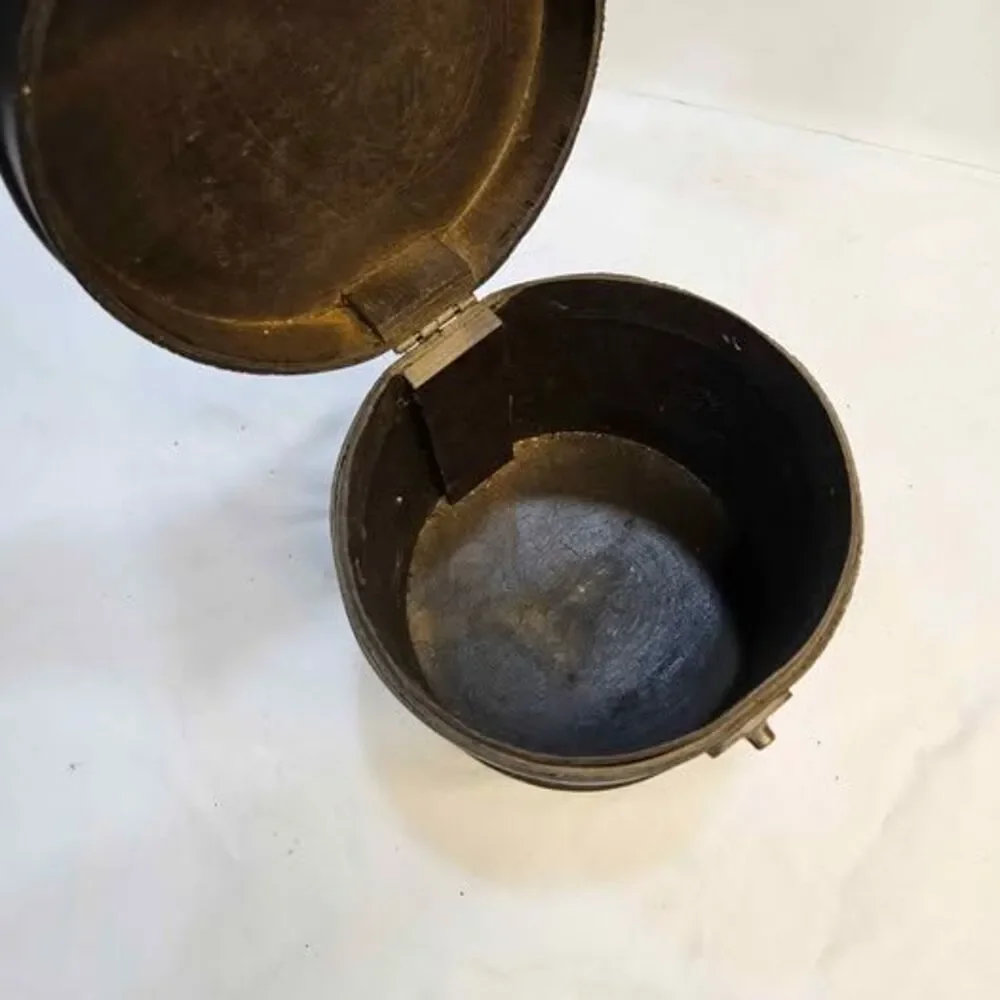 Vintage Style Round Decorative Storage Box